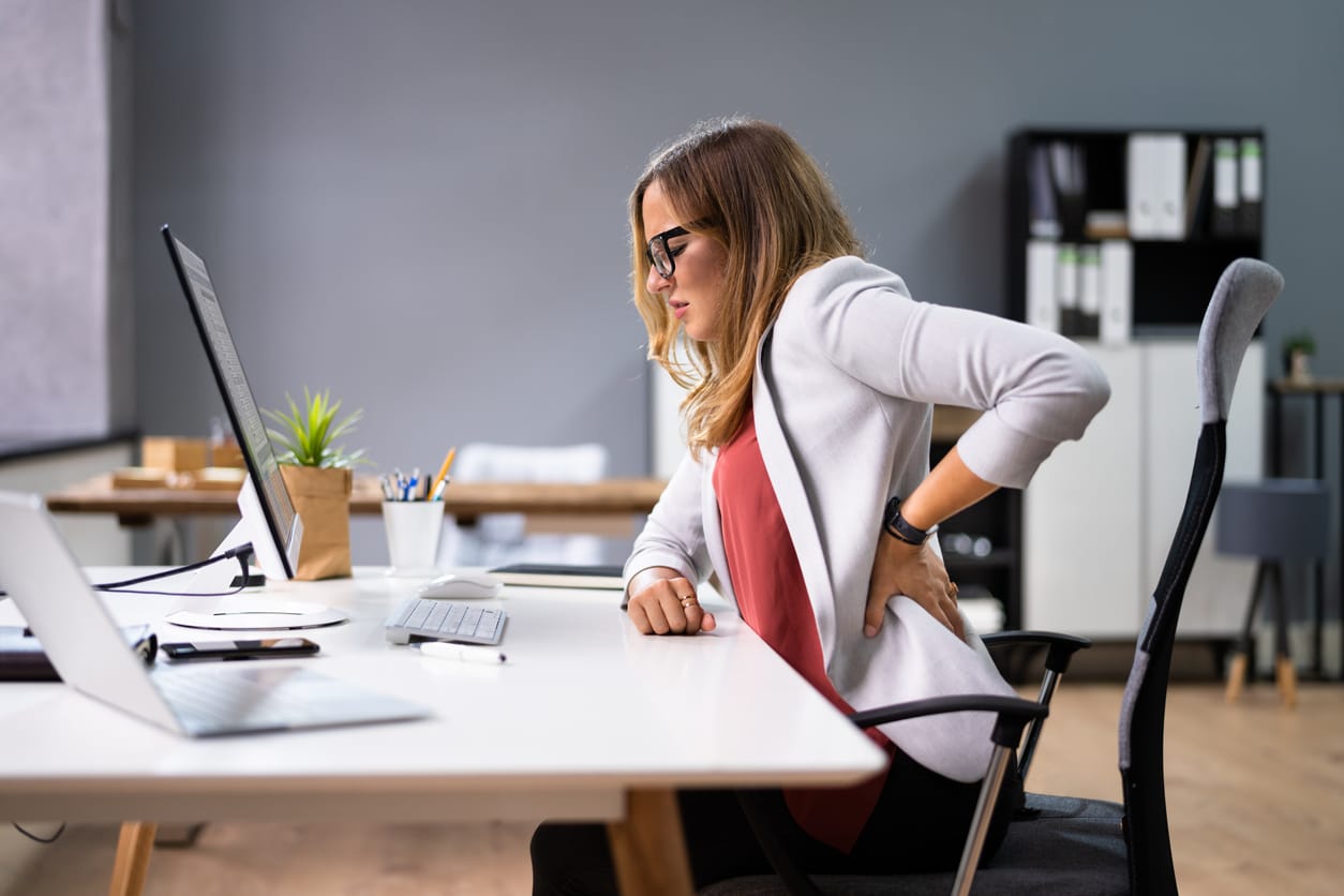 Poor office ergonomics and ways to improve it